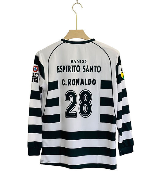 Ronaldo 28 2001/03 Sporting CP Home fullsleeves Jersey